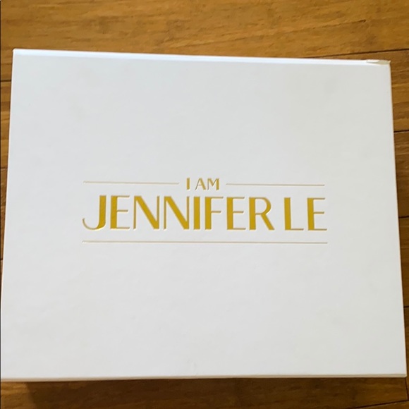 I Am Jennifer Le Denim Razor - Picture 2 of 7